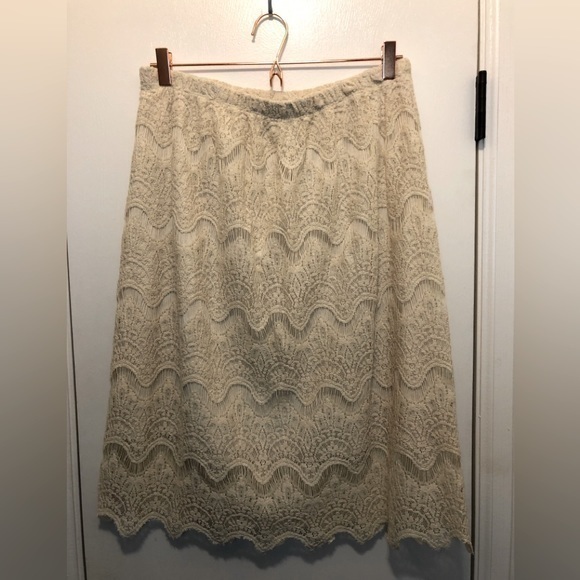 Wallpapher Ivory Lace Midi Skirt Size Medium - Picture 1 of 5